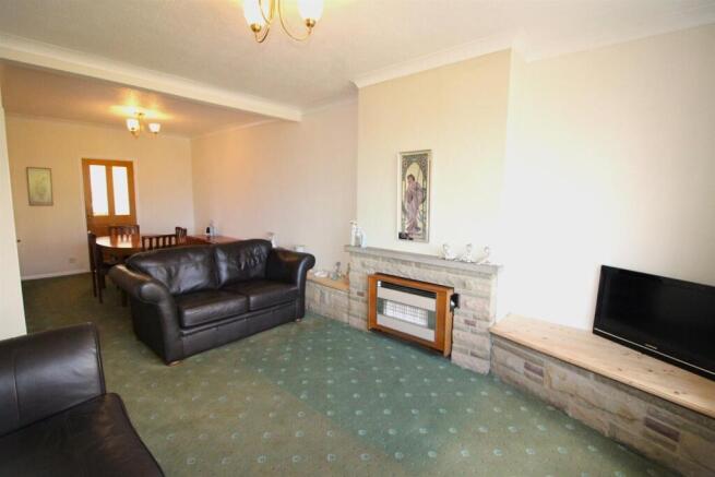 2 bed Semi-Detached Bungalow for sale Image 5