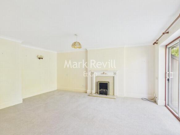 Harvest Close, Lindfield, RH16 photo 4