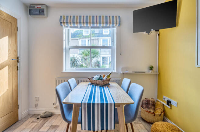 1380614-14-690e06...