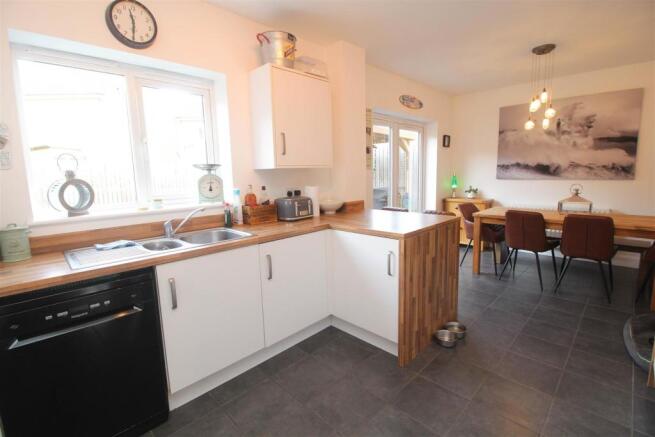 Kitchen Diner