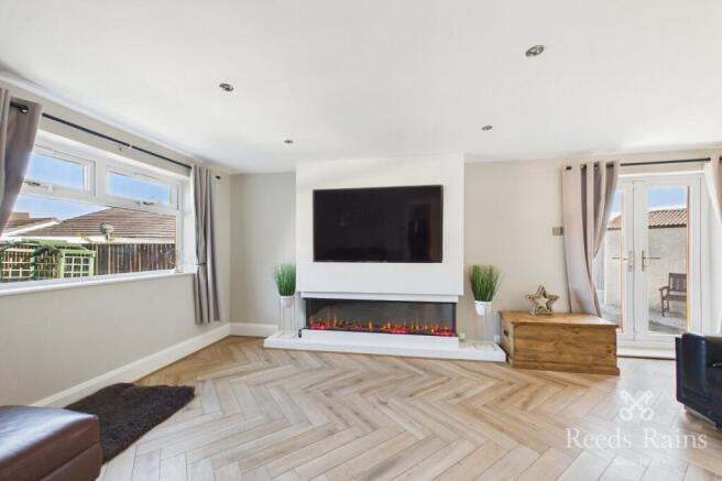 3 bed Detached for sale Image 7