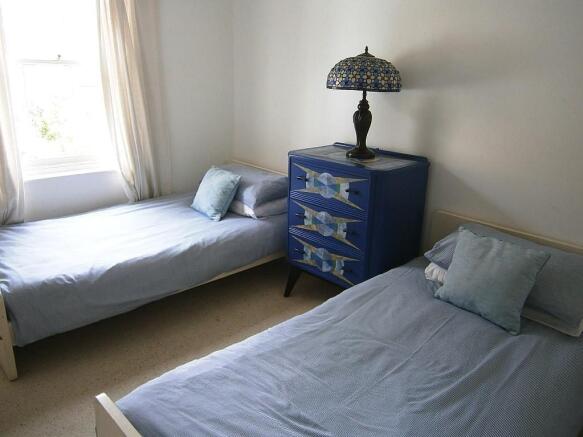 RWIN BEDROOM