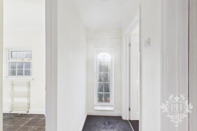 3 bed Terraced for sale Image 10
