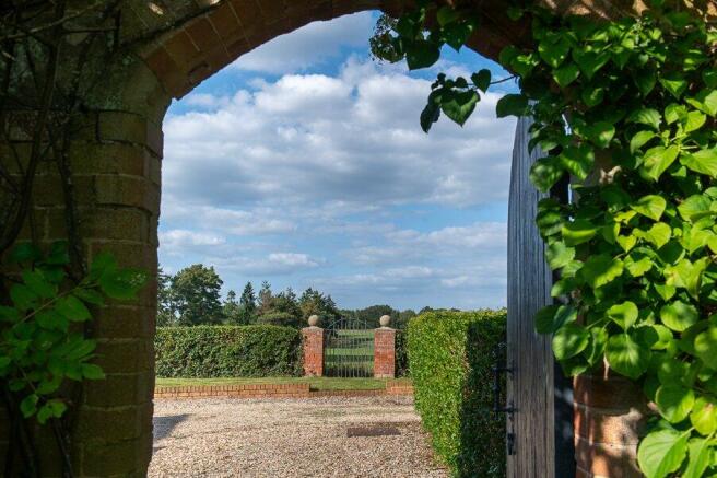 Feature Arched Door
