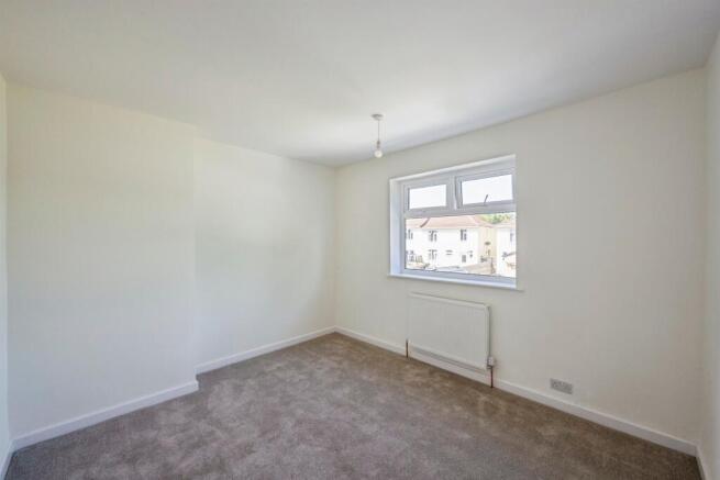 3 bed Semi-Detached for sale Image 10