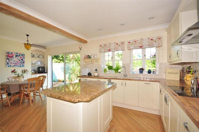 Kitchen/Breakfast Room