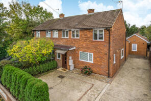 61, Clewer Hill Road, Windsor SL4 4DE