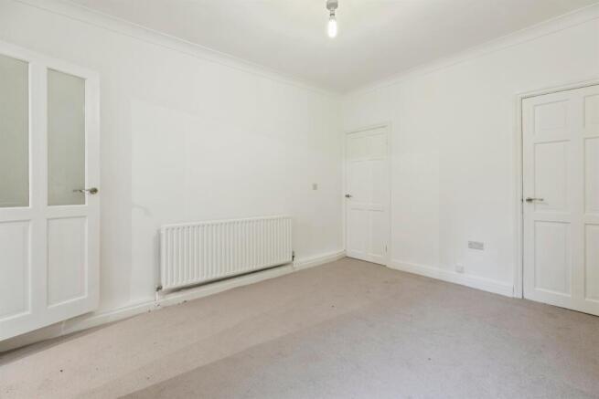 2 bed Terraced for sale Image 11