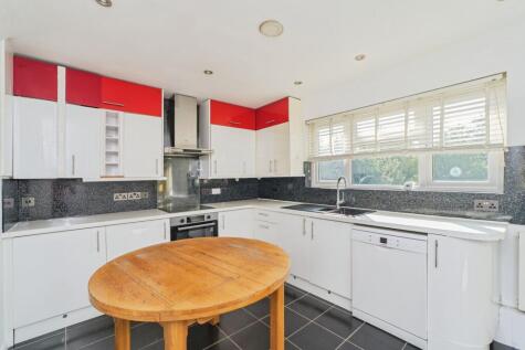 Hameway, London, E6
