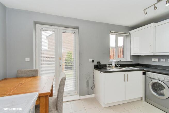 2 bed Semi-Detached for sale Image 7
