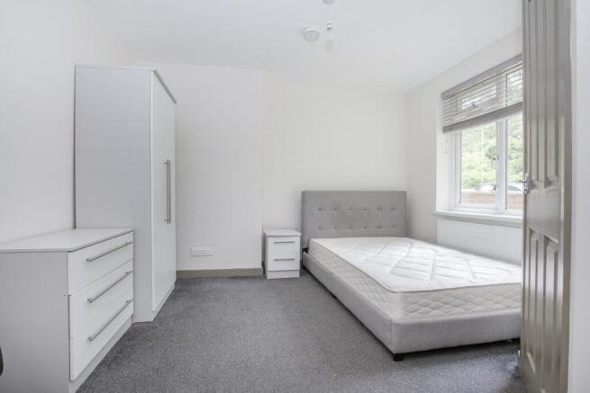 bed 1 3
