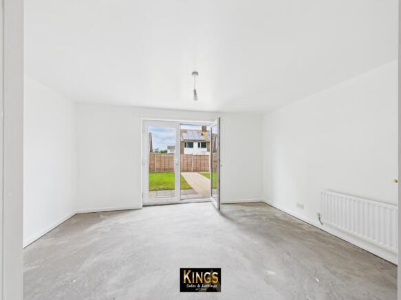 4 bed Detached for sale Image 6
