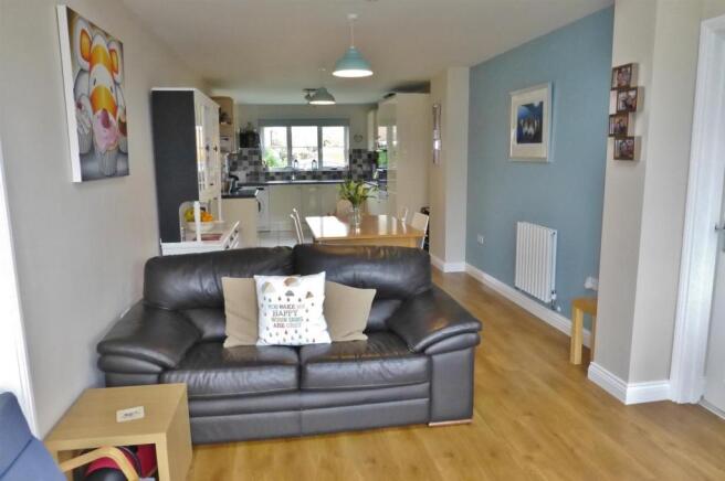 Open-plan Living Dining Kitchen