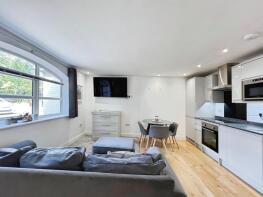 Flat 8, Clifford Mill, Clifford Road, Clifford Chambers CV37 8HR