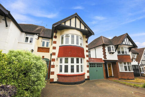 Medway Crescent, Leigh-on-sea, SS9