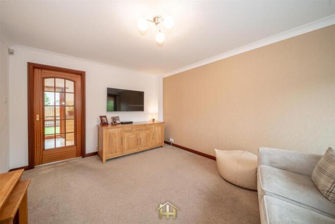 6 YOUNG AVE BIRKHILL 040825 EDIT (7 of 34).jpg