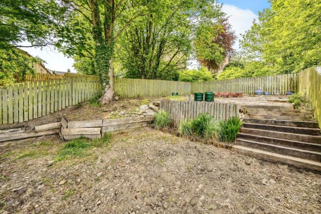 Garden second tier