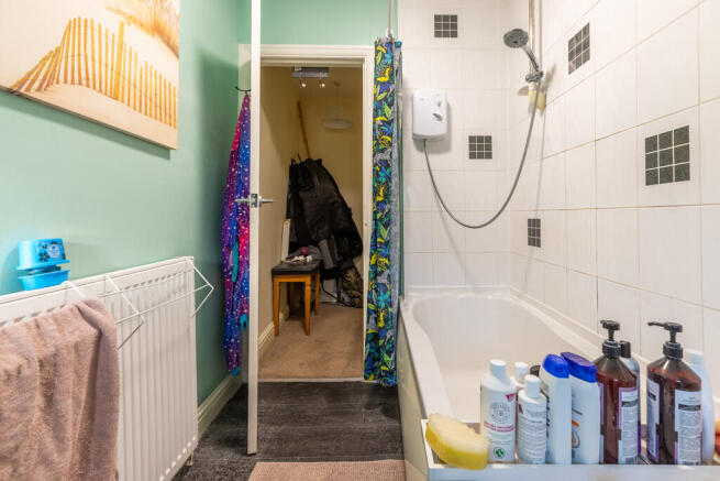 2 bed Terraced for sale Image 12