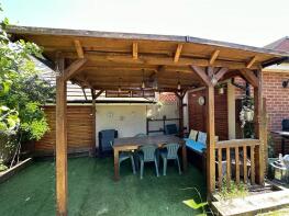 2, Yew Tree Crescent, Didcot OX11 6EN