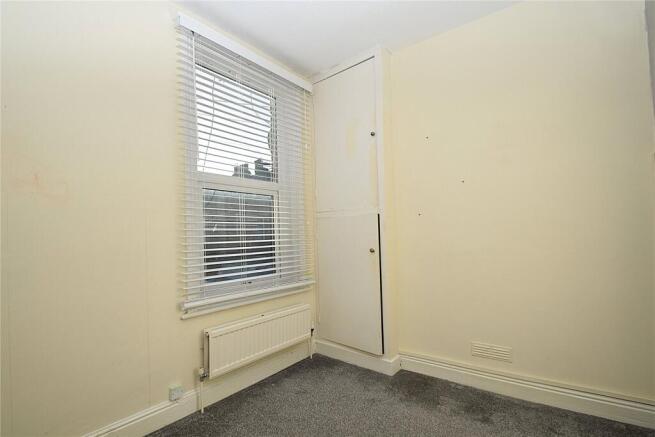 3 bed Terraced for sale Image 9
