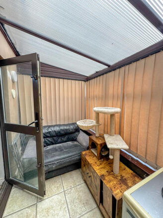 3 bed Semi-Detached for sale Image 7