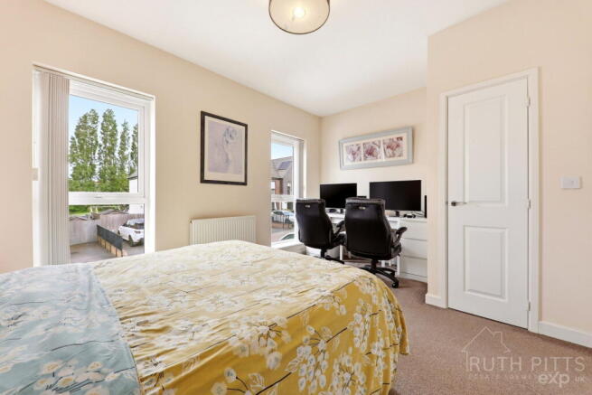 2 bed Semi-Detached for sale Image 10