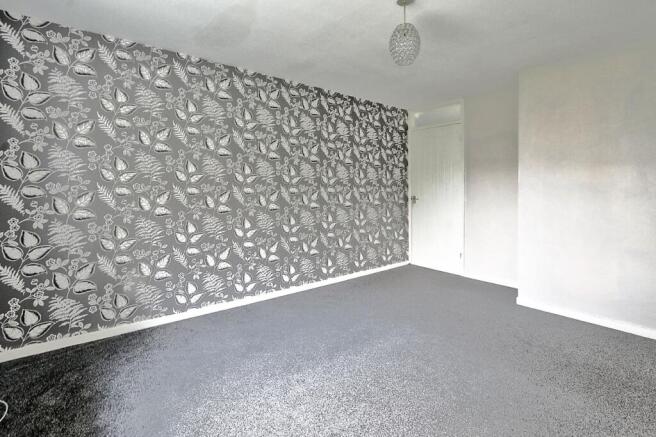 3 bed Terraced for sale Image 9