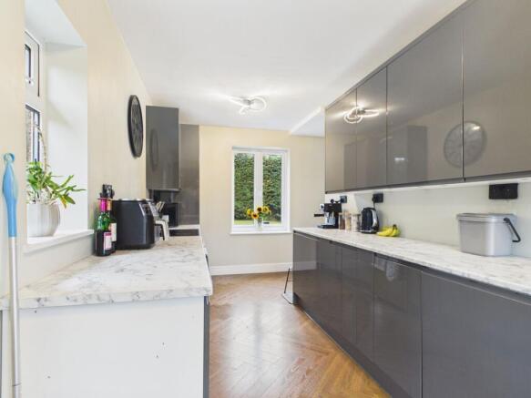 Coppice Road, Kingsclere, RG20 photo 4