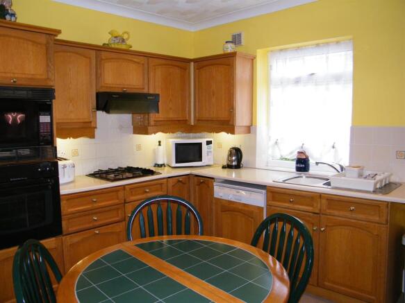 Kitchen 3