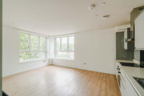Flat 10, Catherines House, Dalby Avenue, Bedminster, Bristol BS3 4DL