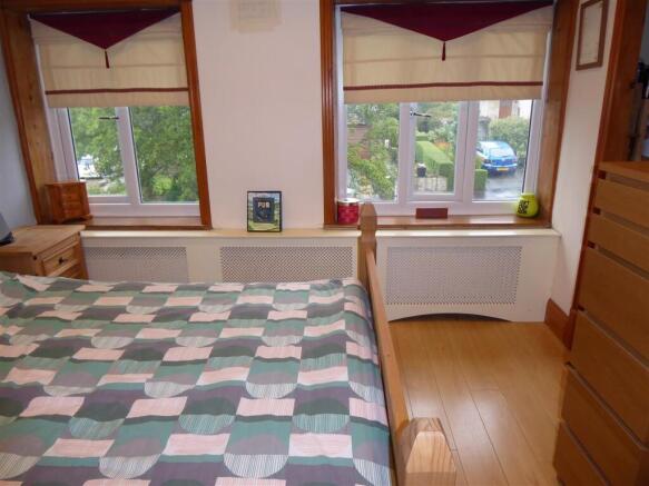 3 bed Town House to rent Image 7