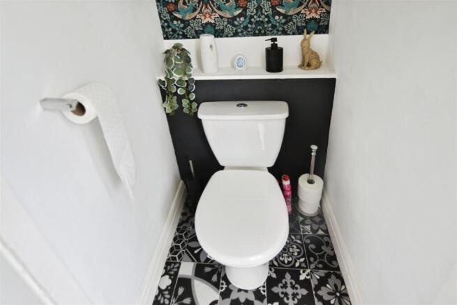 3 bed Terraced for sale Image 8