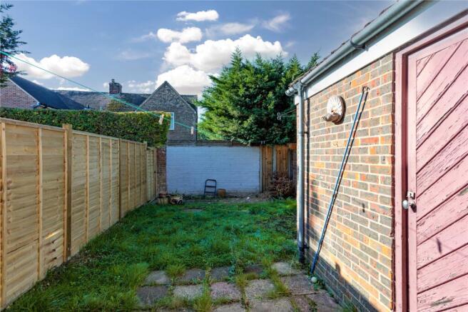 Mount Pleasant Avenue, Toddington, Bedfordshire, LU5 photo 4