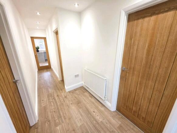 2 bed Bungalow for sale Image 5