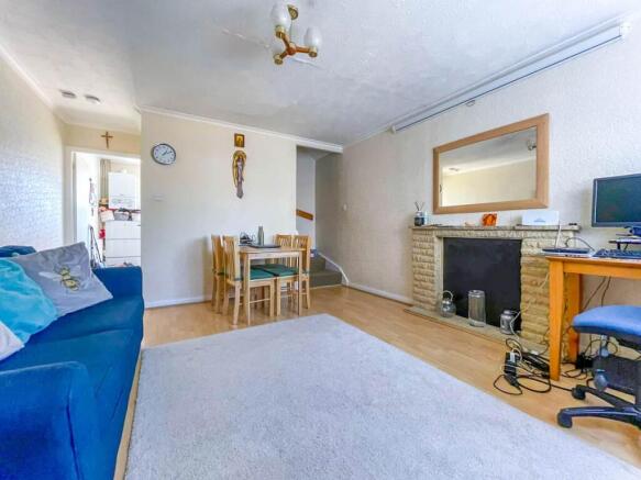 47 Chesildene lounge