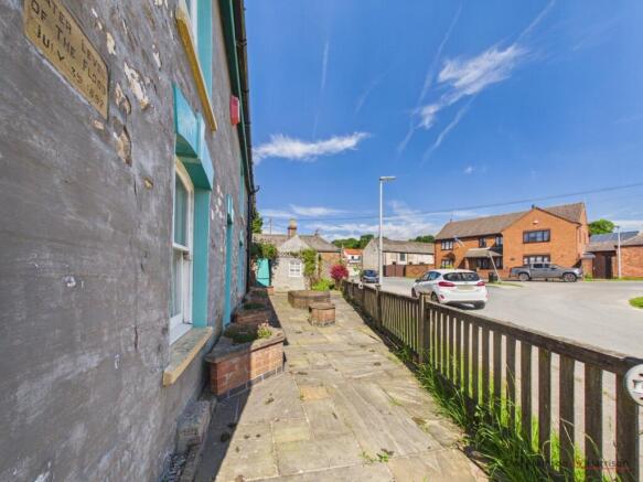 3 bed Detached for sale Image 6