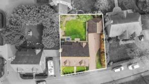 3, Sandringham Drive, Dartford DA2 7WA