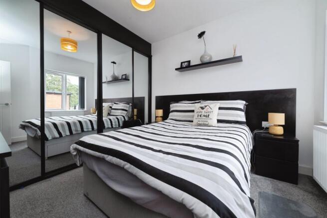 1 bed Flat for sale Image 9