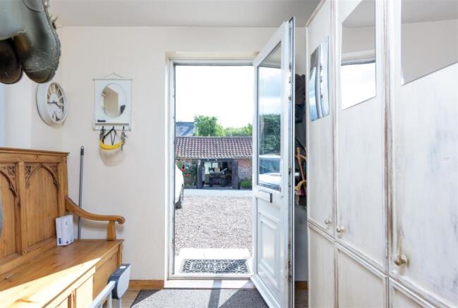 Side Entrance Porch