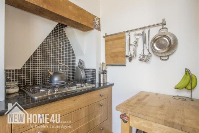 KITCHEN/BREAKFAST ROOM