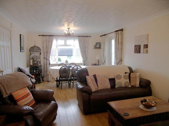 Living/Dining Room