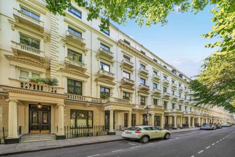 Queen's Gardens, London, W2