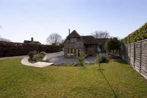 The Barn, Stantons, Newbury Road, Kingsclere RG20 4TA