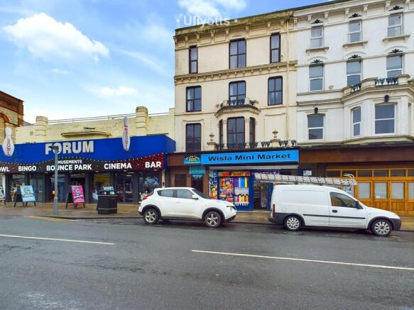 2 bed Flat to rent Image 10
