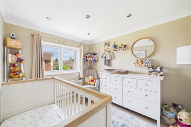 4 bed Detached for sale Image 12