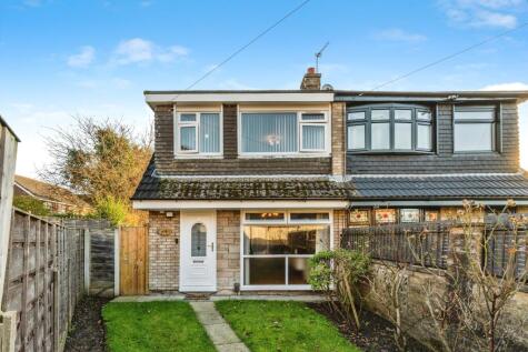 Redesmere Close, Altrincham, WA15