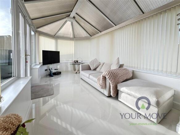 4 bed Detached for sale Image 7