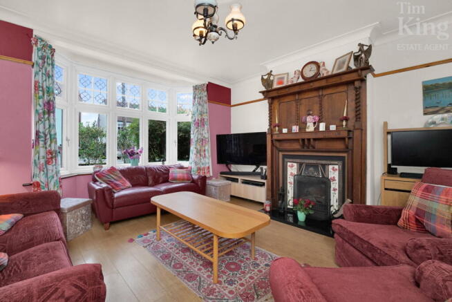 Connaught Avenue, North Chingford, E4 photo 4