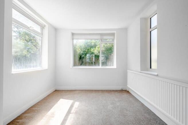 3 bed Semi-Detached for sale Image 12