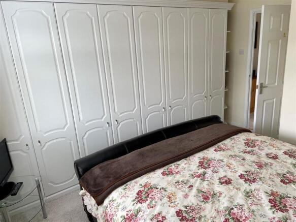 Bedroom 1 Aspect 2